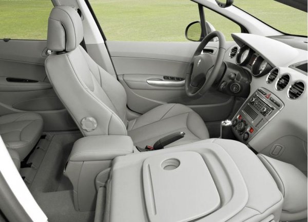 Peugeot 308 SW - 2009