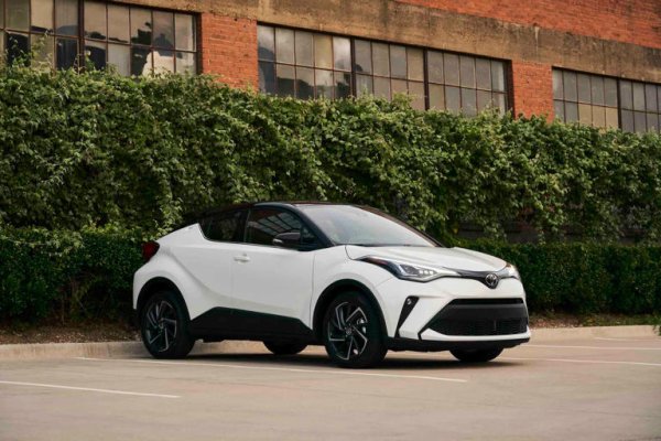 Цена като нов – 26 510 долара

Цена на старо – 29 740 долара

Разлика – 3320 долара (12,1%)