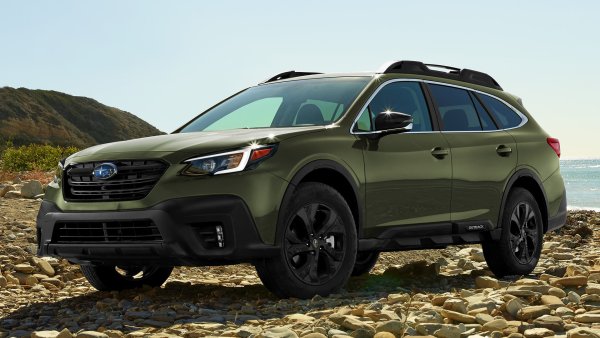 Шофьорите, които искат да закупят надеждно превозно средство, което да бъде смесица от комби и кросоувър, могат да изберат Outback. Този модел е издържал всички изпитания на времето, а сред предимствата му е системата за задвижане на четирите колела. Единственото, за което трябва да се внимава е уплътнението на главата при версиите с 4-цилиндрови двигатели. Проблемът обаче се среща много рядко.