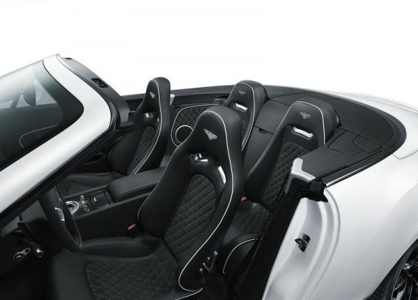 Bentley Continental Supersports Convertible 2011