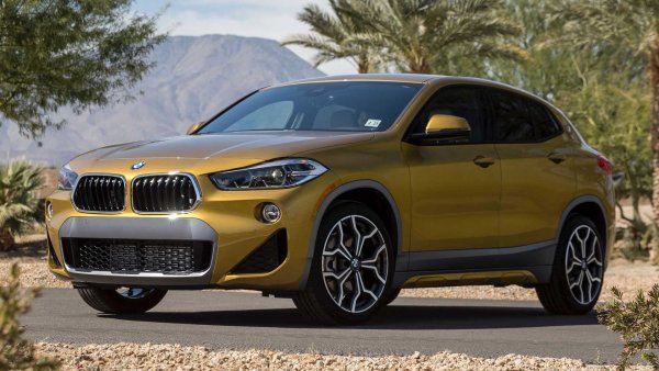 BMW X2 е спортен и атрактивен субкомпактен SUV, за който се отнася също, което вече беше казано за всички премиум-модели. Подобно на Porsche и Mercedes-Benz, разходите за части и обслужването са много високи. При X2 те са около 1700 долара на година, което поставя този модел на второ място в този списък. И той е надминат само от ... близнака си.

Средна цена като нов: 43 486 долара 

10-годишни разходи за поддръжка и ремонт: 17 764 долара 

Разходи за поддръжка и ремонт като процент от цена като нов: 40,8% 