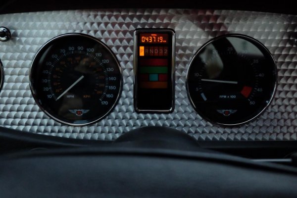 Bentley Continental T, закупено от Майк Тайсън през 1997 година