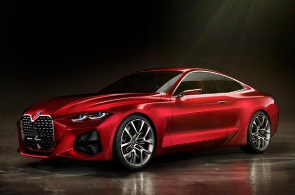 Решетката на радиатора винаги е била сред отличителните белези на баварските модели, но преди няколко години нейните размери започнаха стремително да растат. През есента на 2018 година внушителният "грил" се появи на X7, а през януари 2019 година и на обновената 7-Series. Няколко месеца по-късно беше представен и прототипът Concept 4, където решетката вече беше с огромни размери.

Феновете на марката до последно се надяваха, че стилистите ще премислят и спорният елемент ще остане само при концепцията заедно с 21-цоловите джанти, внушителния дифузьор и тесните огледала. Напразно - серийният вариант се отличаваше по някои детайли от концепцията, но решетката си остана.