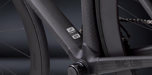 Lamborghini 50th Anniversary Edition Impec - велосипед, съвместно създаден с швейцарската фирма BMC, който отбелязва 50-годишнината на Lamborghini 