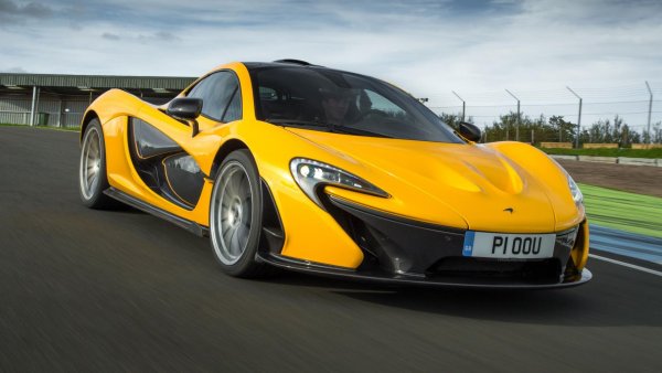 Една от най-великите хиперколи в историята, която има сериозни конкуренти като Ferrari LaFerrari. Британската машина е харесана не само заради качествата си, но и заради подобни съперничества.