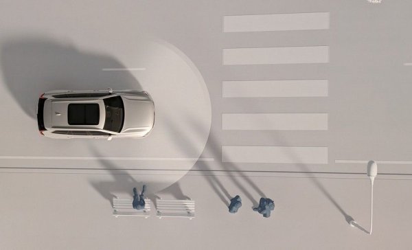 "И аз си спомням онова обещание. Но всъщност то не беше обещание, беше нашата Визия 2020 - един план за бъдещето. Безопасността винаги е била много важна за тази компания, тя ни даде облика, който има Volvo пред света. Това не се е променило: модели като ХС90, ЕХ30, ЕХ90 и сега ни правят пионери в сигурността. Системите за безопасност в тях са серийно оборудване, достъпно за всички клиенти. Това си остава наша амбиция и цел - никой да не бъде сериозно наранен в кола на Volvo. Кога ще я постигнем, не мога да кажа". 
