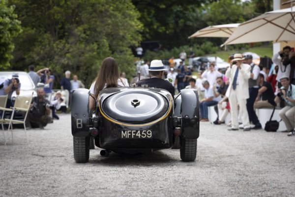 През 1938 този автомобил е продаден на един от най-прочутите колекционери на Bugatti - не друг, а белгийският крал Леополд III. В последвалите 84 години колата е имала само още четирима собственици, а от 2000 е част от швейцарска колекция. Удивителното е, че е в напълно оригинално състояние - никога не е била реставрирана. 
