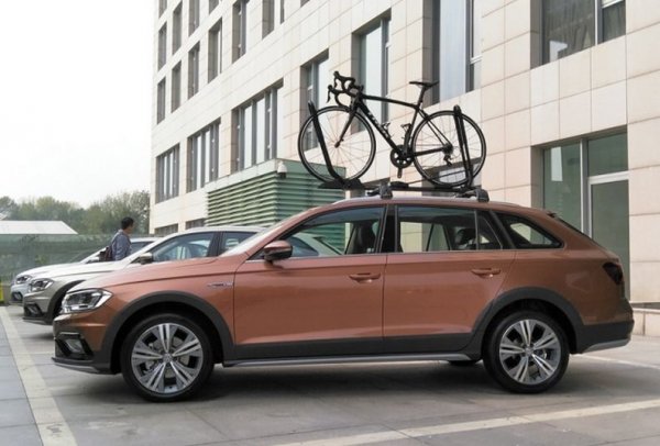 Bora C-Trek 