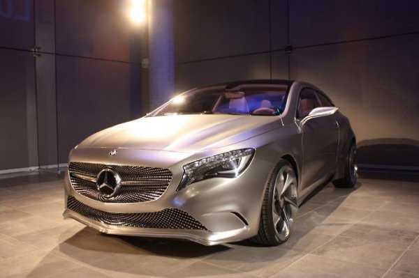 Ню Йорк 2011 - Mercedes-Benz Concept A