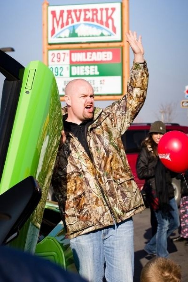 Карък разби Lamborghini Murcielago само 6 часа, след като го спечели