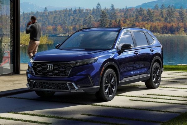 Нови регистрации - 600 679 

Разлика спрямо 2021 година - (-18,1%)