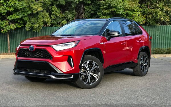 Нови регистрации - 869 955 

Разлика спрямо 2021 година - (-13,8%)