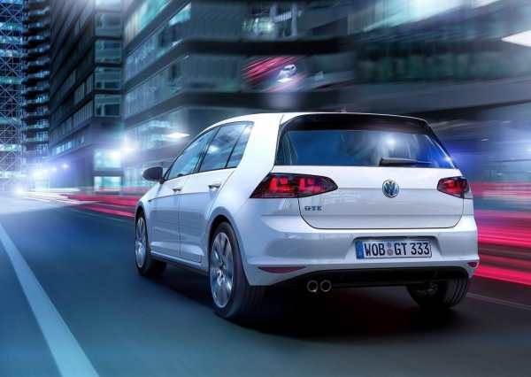  Хибридният Volkswagen Golf GTE 