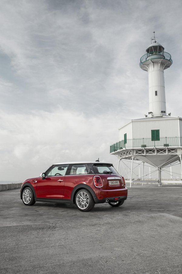 Новото MINI