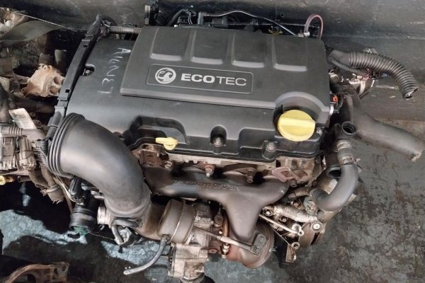 Проблемите с 1.4.-литровия двигател на Opel и Chevrolet (стигнал дори до Cadillac), дойдоха, когато инженерите започнаха да се мъчат да вадят все повече коне с цената на по-производителни турбокомпресори. Този агрегат с алуминиева цилиндрова глава нерядко е стигал до основен ремонт още докато автомобилът е в гаранция. Най-честите дефекти: повреда на компресора, проблеми с картерната вентилация, дори разрушени бутала. 
Проникването на отработили газове от картера може да изтласка маслото от цилиндрите и да доведе до прегряване на буталата. При първите признаци на повишена консумация на масло и на видим пушек от ауспуха трябва да се смени възвратният клапан. Като цяло този не е от най-лошите двигатели в инженерно отношение, но е капризен и се нуждае от внимателно обслужване - което бюджетните модели на Opel рядко получават. 
