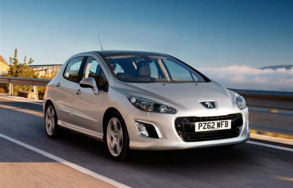 Prince e общото име на фамилия от 1.4- и 1.6-литрови бензинови двигатели с алуминиев блок и глава, 16 клапана и променливо газоразпределение, разработени съвместно от Peugeot и BMW. По същество това е еволюция на стария TU на Peugeot, с някои иновативни за онова време добавки от BMW. Първите такива мотори се появиха през 2006, като в Peugeot и Citroen се обозначаваха като ЕР4 или ЕР6, в BMW - като N13, а в MINI - като N14 и N18.
Употреба:
1.6 атмосферен: Peugeot 207, 208, 2008, 308, 3008, 508, Citroen C4, C3, C3 Picasso, DS 3, DS 4, MINI One и MINI Cooper. 
1.6 турбо: Peugeot 308, 508, 208, 3008, 5008 (до ден-днешен), в Citroen C4 Picasso, Peugeot 207, DS 4 и DS 5, MINI Cooper S и MINI John Cooper Works (2007-2010), Peugeot RCZ, 208 GTi и 308 GTi. 
1.6 турбо (BMW версия, N13): BMW 1 Series (2011-2016, 114i, 116i, 118i и 120i), BMW 3 Series (2012-2015, 320i ED, 316i), MINI Countryman. 
1.4-литров: Peugeot 207 (2005-2014), Peugeot 208 (до 2015), Citroen C3 (до 2017),  Peugeot 308 (2007-2013), MINI One (2007-2010).