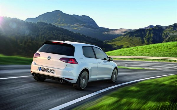 Volkswagen Golf VII GTI 