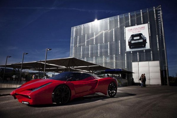 Fahrradi Farfall FFX - реплика на Ferrari FXX, която се задвижва с въртене на педали 