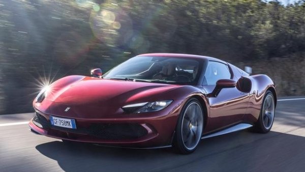 Ferrari 296 GTB се появи през 2021 година., за да замени славната и печеливша серия 488, завършила с F8 Tributo и 488 Pista. Това е първият модел, задвижван от V6 двигател (120° наклон, работен обем 2992 куб. см) след точно 50 години. 663 коня идват от 3,9-литровия двигател, подпомогнат със 167 к.с. на електрическия мотор за обща мощност от 830 к.с. и 730 Нм въртящ момент. Всичко това е разпределено на маса от едва 1410 кг. Автономността в 100% електрически режим, осигурена от батерия с капацитет 7,5 кВтч, е 25 км.

Ferrari 296 GTB ускорява от 0 до 100 км/ч за 2,9 секунди, от 0 до 200 км/ч за 7,3 и има максимална скорост от над 330 км/ч . Цената на Ferrari 296 GTB започва от  292 000 евро .
