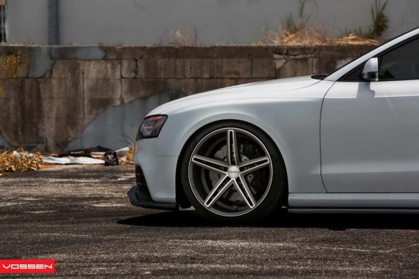 Audi RS5 от OSS Designs и Vossen