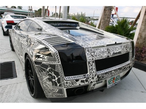 Уникална оптична доработка на Lamborghini Gallardo, дело на дизайнера Jona Cerwinske