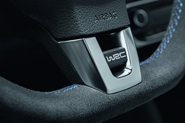 Шосейната версия на Volkswagen Polo R WRC