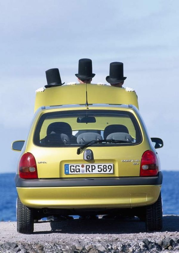 Opel Corsa B Swing 1.0 12V (1997).