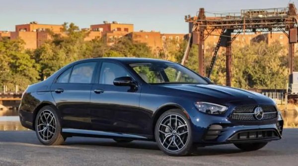 Цена като нов – 83 503 долара 

Стойност при препродажба след пет години - 45 701 

Петгодишна амортизация - 45,3% 