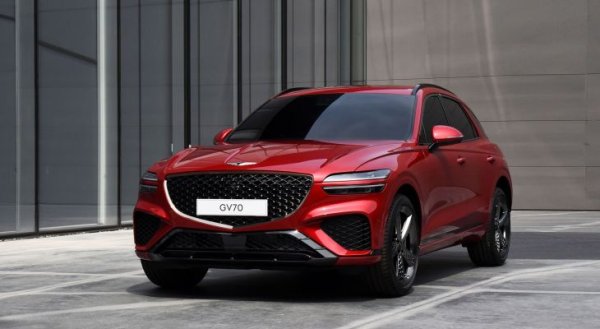 Премиум марката на Hyundai дебютира в Европа едва миналата година, и все още е представена официално само на пет пазара. Независимо от това и от проблемите с доставките, Genesis има 426 процента ръст тази година. 
Най-продавани модели: 
GV70 - 485
GV60 - 471
G70 - 330
GV80 - 198