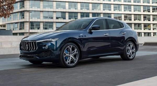 Въвеждането на втори SUV модел раздвижи доста продажбите на Maserati - 33% ръст спрямо 2021. Заслугата е именно на кросоувърите. 
Най-продавани модели:
Levante - 1872
Grecale - 1142
Ghibli - 757
MC20 - 200
Quattroporte - 93