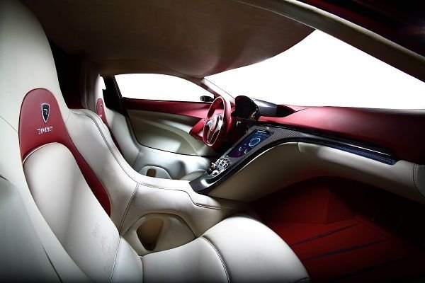 Франкфурт 2011 - Concept One - електрически суперавтомобил на хърватската компания Rimac, чийто интериор е изработен от българското тунинг ателие Вилнер. 
