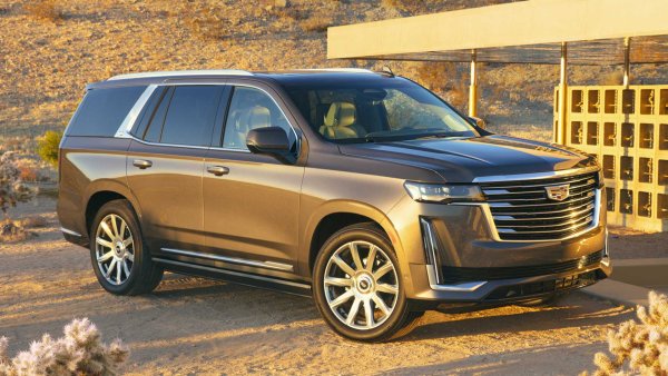 Cadillac Escalade е един от малкото американски макси-SUV, продавани в няколко европейски страни и исторически е един от най-тежките автомобили на пазара. Със своите 5,76 метра дължина, петото поколение Escalade във версията с дълга база ESV утвърждава традицията и тежи 2906 кг в бензиновата си версия.

Причините за това тегло са ясни - стоманена каросерия, която е удължена, V8 двигател, 10-степенна автоматична скоростна кутия и 7 седалки. Съотношението мощност/тегло е добро.

Тегло: 2906 кг

Мощност: 691 кг

Съотношение на тегло/мощност: 4.20 кг/к.с

