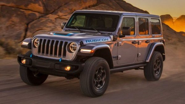 Jeep Wrangler е популярен офроуд SUV-модел, като бързо се превръща в любимец на тинейджъри, знаменитости, майки, баби и дядовци. За съжаление, той получава много ниски оценки при тестовете за безопасност. Неговият резултат на изпитанията на NCAP е една звезда, което си е пълен провал.
