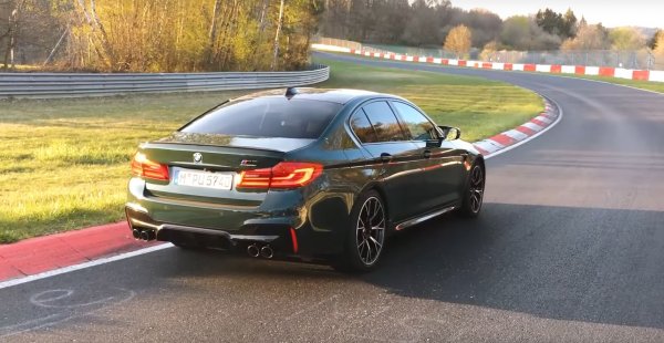 "Обикновеното" М5 не успя да се справи с Panamera Turbo, макар и на косъм. Но подсилената му версия я би с над 2 секунди, отново благодарение на журналист от списание Sport Auto. 

Година: 2019