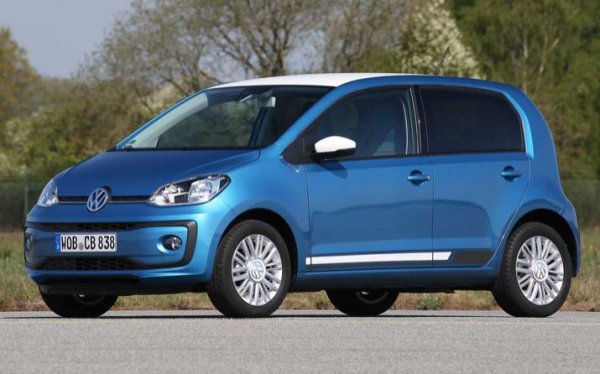 Мъникът от Волфсбург е единственият автомобил в днешния списък, който работи на природен газ. Моторът с 3 цилиндъра и обем 1,0 литър развива 68 к.с. и 90 Нм, които стигат за максимална скорост от 163 км/ч. Ускорението до 100 км/ч от място отнема 16,3 секунди на тежащия  995 кг. хечбек.