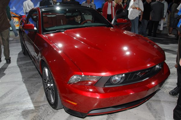 Автосалон Лос Анджелис 2008 / Ford Mustang 2010