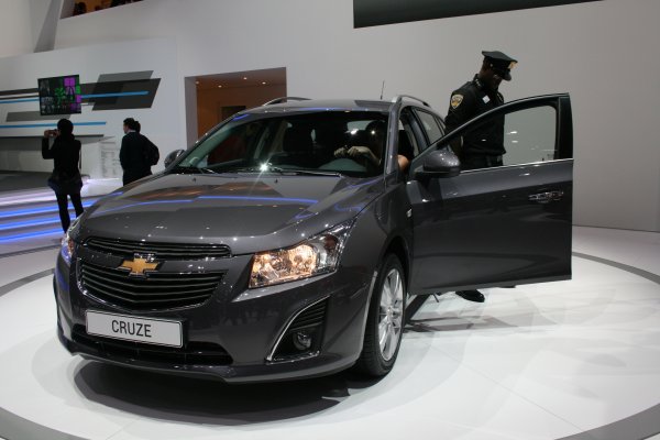Женева 2012 / Chevrolet Cruze Wagon