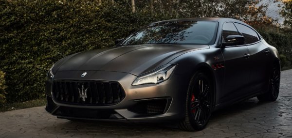 Честотата на звука, издаван от Maserati Quattroporte, е 333hz. Мнозина смятат, че точно тя провокира сексуално жените. Бегом да мерите честота на вашата кола!