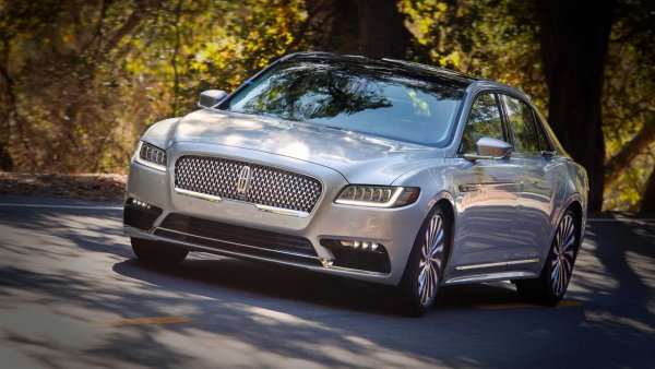 Решението за смъртта на модела не е изненадващо, тъй като Continental бе сред най-слабо продаваните модели на Lincoln в момента. За миналата година са реализирани едва 1845 бройки, което предопредели и съдбата му. Но няма да се учудим, ако моделът възкръсне - през 2002 година, след над 60 години на пазара, лимузината бе изпратена в пенсия, но "възкресена" през 2017.