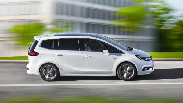  Opel Zafira