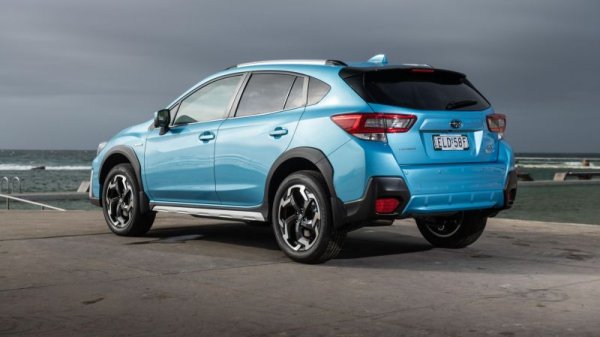 След като Impreza вече дори не фигурира в ценовите листи, най-достъпното Subaru у нас остава XV. Базовата му версия е с 1.6-литров бензинов двигател със 114 коня мощност и безстепенна Lineatronic трансимия. Цената е за третото ниво на оборудване - 4dventure, но става дума за ограничени бройки преди смяната на поколенията.

Цена през 2020: 49 400 лева
Цена през 2021: 49 400 лева 
Цена през 2022: 51 200 лева