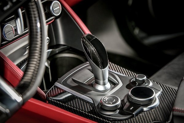 Alfa Romeo пуска нова лимитирана серия за Giulia и Stelvio