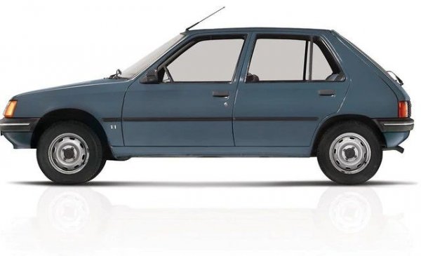 В началото на 80-те компанията е в доста затруднено положение заради няколко неразумни придобивания. Но е спасена през 1983 с дебюта на 205 - вероятно най-успешния модел на Peugeot в историята, най-продаваната френска кола изобщо, а също и най-изнасяната. Състезателните й версии печелят два пъти Световния рали шампионат и още два пъти - рали Париж-Дакар. 
