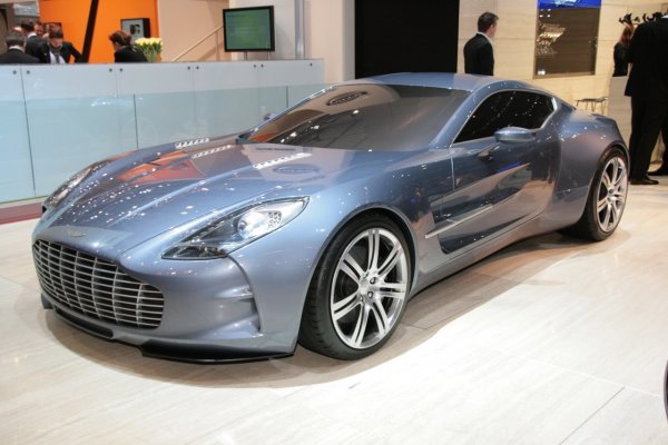 Женева 2009 / Aston Martin One-77