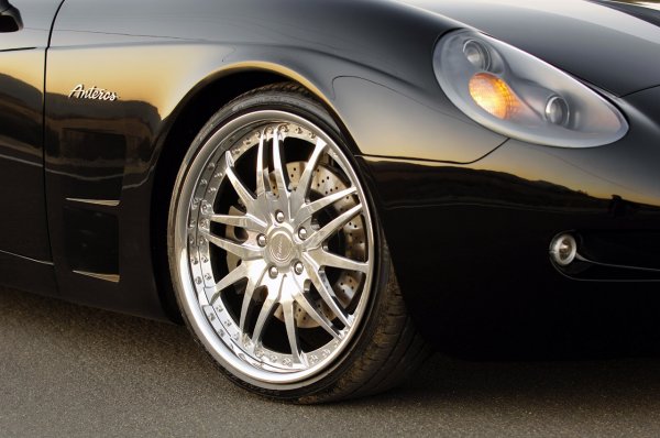 Anteros Coupe и Roadster