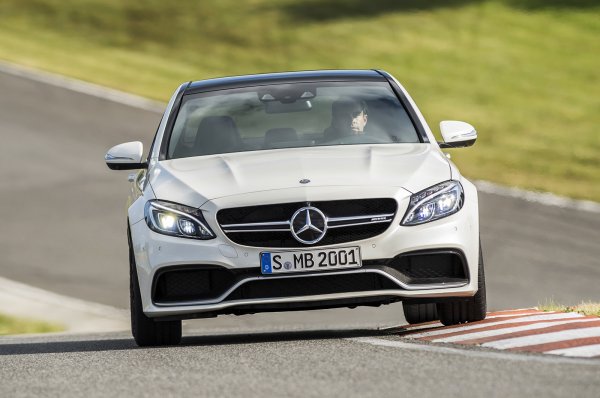 Mercedes-Benz C63 AMG S / Mercedes-Benz C63 AMG