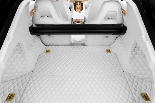 Крокодилска кожа и истинско злато - Porsche Panamera Turbo S от TopCar