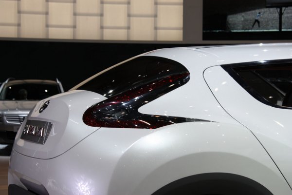 Женева 2009 / Nissan Qazana