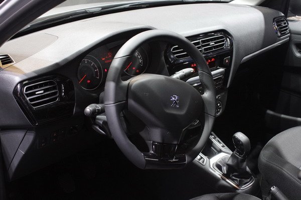 Peugeot 301