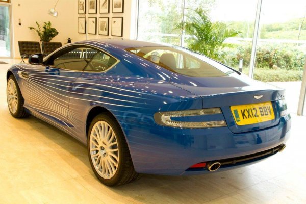 Aston Marin DB9 M1